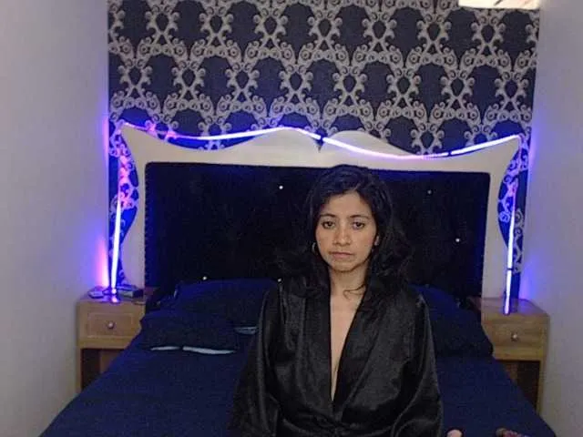 Live sex webcam photo for InesRauch #275733243