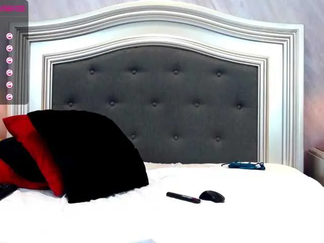 Live sex webcam photo for Inesbright #272987484