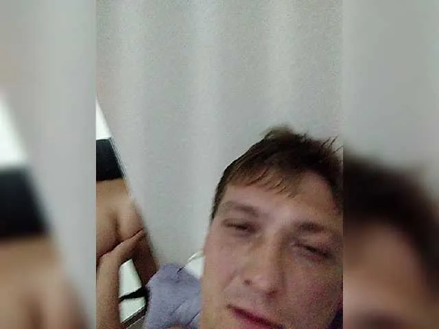 Live sex webcam photo for Inesska777 #276302050