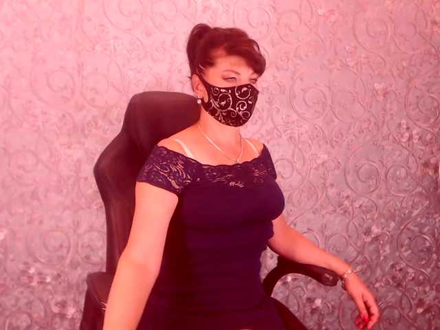 Live sex webcam photo for Infinitely2 #275671210