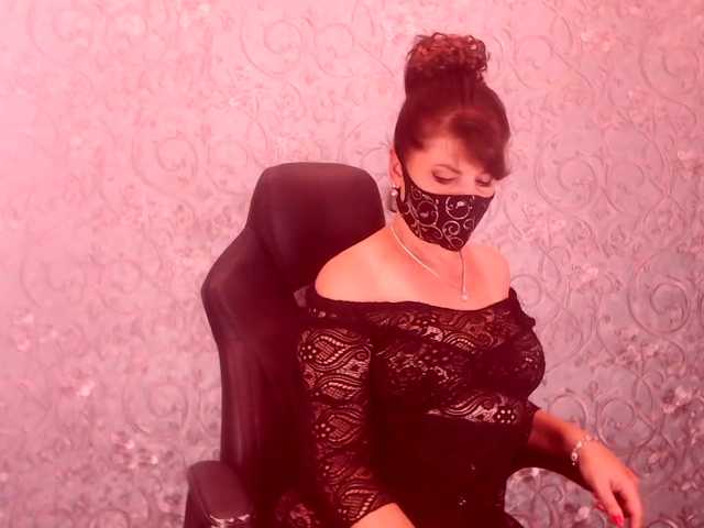 Live sex webcam photo for Infinitely2 #275810496