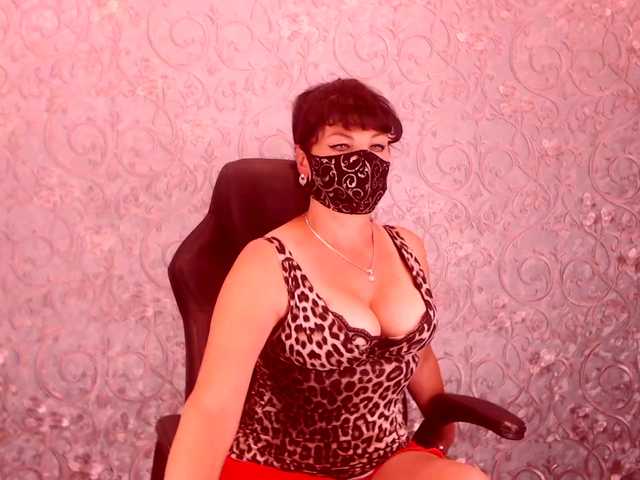 Live sex webcam photo for Infinitely2 #276370952