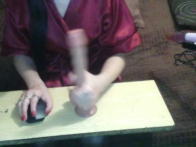 Live sex webcam photo for IngaQAce #287969216