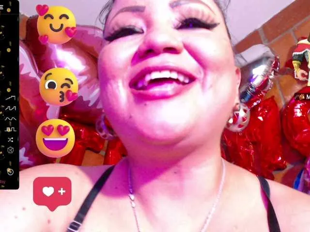 Live sex webcam photo for IngritBitch #276351022