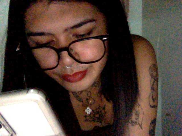 Live sex webcam photo for InkedGirlArcee #277421502