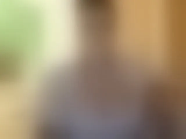 Live sex webcam photo for Inocentekitty #293417083