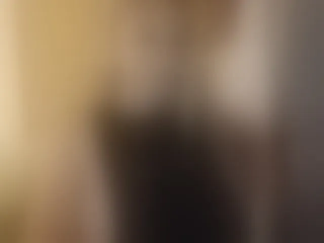 Live sex webcam photo for Inocentekitty #293917544