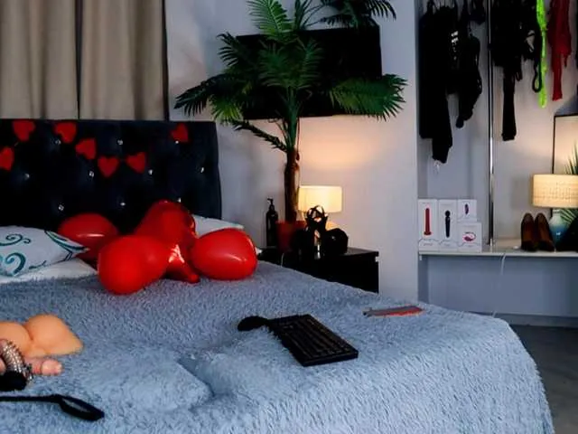 Live sex webcam photo for InvitingTina #277322353