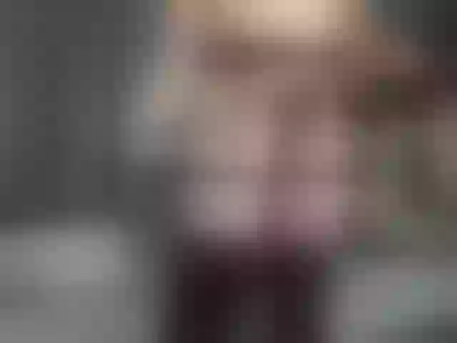 Live sex webcam photo for InvitingTina #277878111