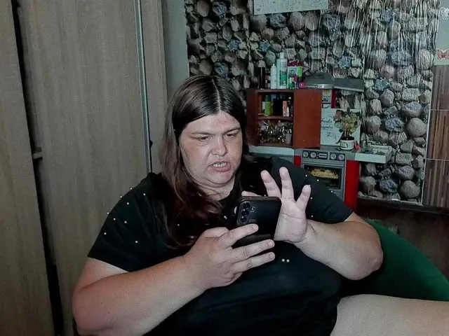 Live sex webcam photo for Ionysexylips69 #291205693