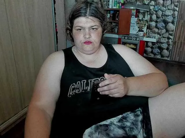 Live sex webcam photo for Ionysexylips69 #291238285