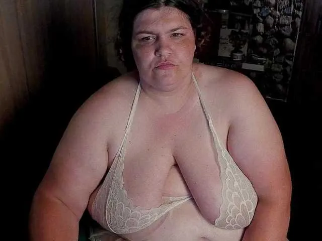 Live sex webcam photo for Ionysexylips69 #291247296