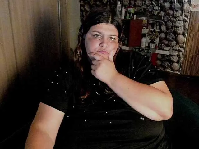 Live sex webcam photo for Ionysexylips69 #291268052