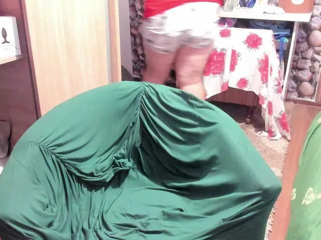 Live sex webcam photo for Ionysexylips69 #292011920