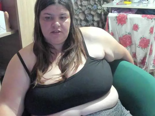 Live sex webcam photo for Ionysexylips69 #292056168