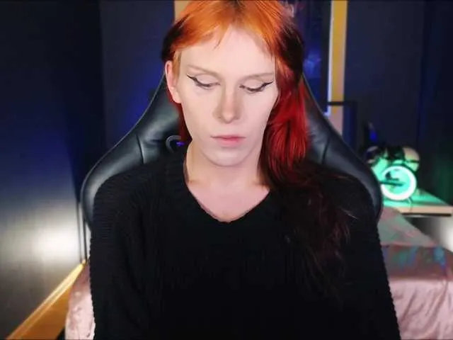Live sex webcam photo for IridaGrey #276771222