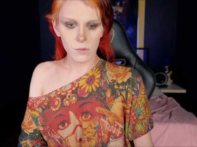 Live sex webcam photo for IridaGrey #276800454