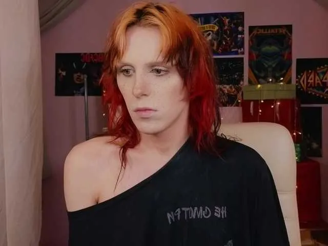 Live sex webcam photo for IridaGrey #276917705