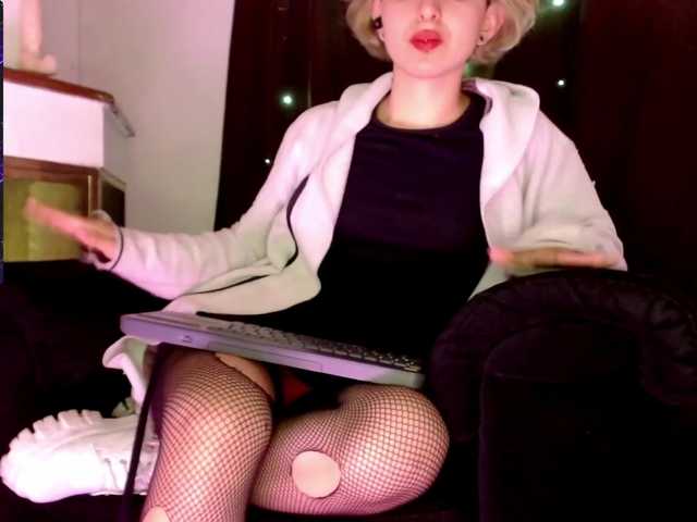 Live sex webcam photo for Iriis-hs #272985603