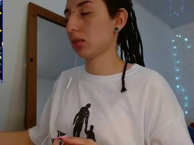 Live sex webcam photo for Iriis-hs #273970867