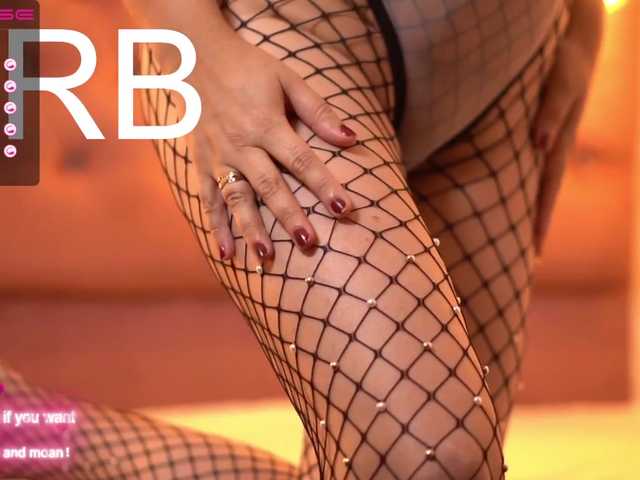 Live sex webcam photo for Irina-Soler #275728422