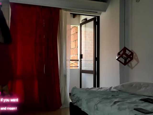 Live sex webcam photo for Irina-Soler #276213327