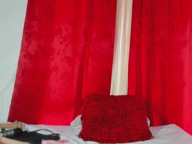 Live sex webcam photo for Irina-Soler #276711033