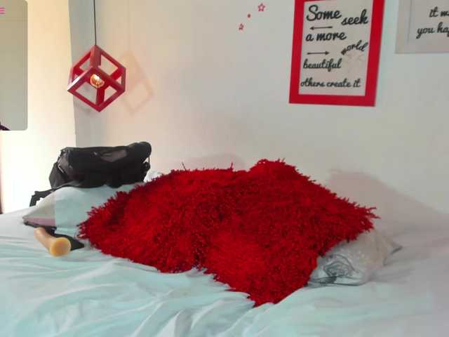 Live sex webcam photo for Irina-Soler #277678100