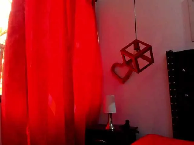 Live sex webcam photo for Irina-Soler #290279793