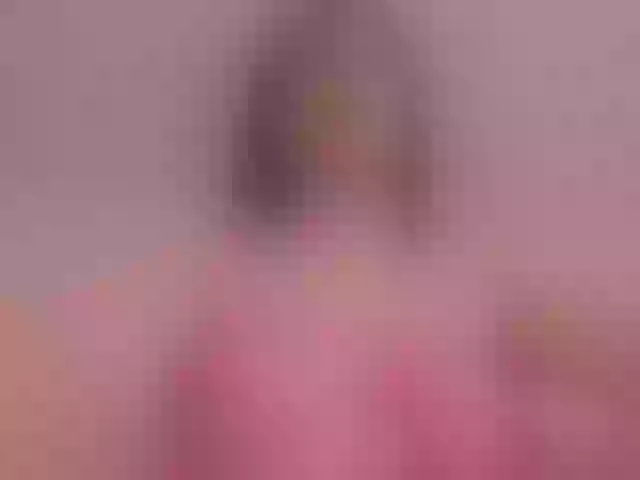 Live sex webcam photo for IrinaPortman #290617762