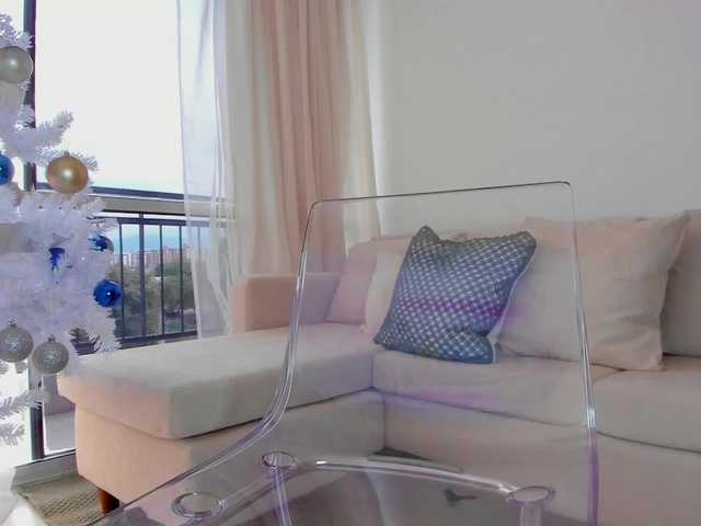 Live sex webcam photo for IrinaTannedd #292417492