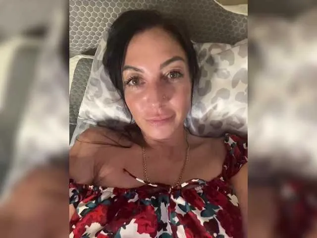 Live sex webcam photo for IrinkaGata #291164593