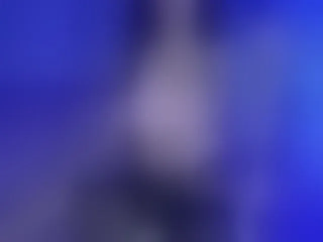 Live sex webcam photo for Iris22 #292796171