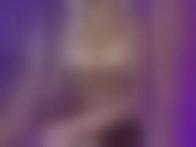 Live sex webcam photo for Iris22 #293180993