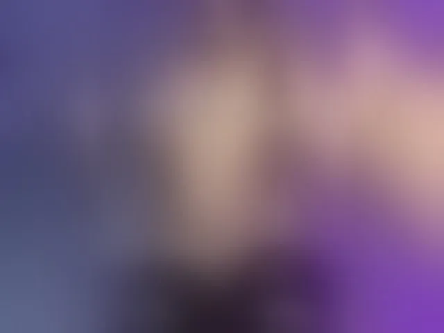 Live sex webcam photo for Iris22 #293373783