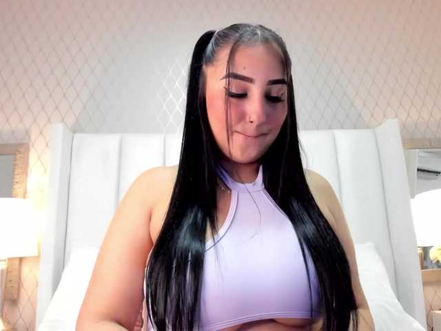 Live sex webcam photo for IrisEvans #273241174