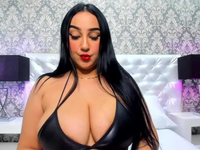 Live sex webcam photo for IrisEvans #274243020