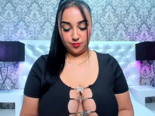 Live sex webcam photo for IrisEvans #274396745