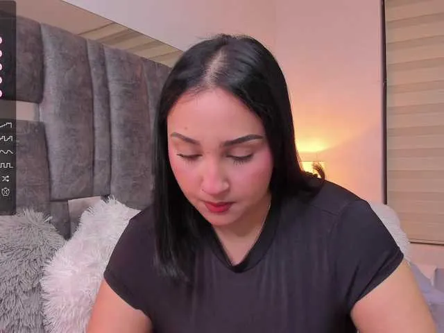 Live sex webcam photo for IrisEvans #291801350