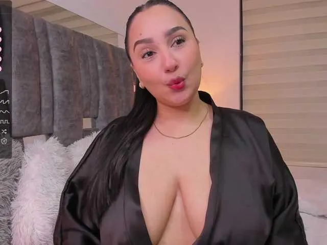 Live sex webcam photo for IrisEvans #291896419