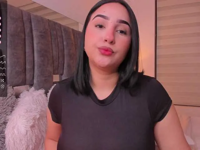 Live sex webcam photo for IrisEvans #291929475