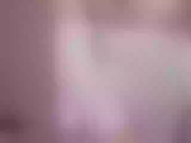 Live sex webcam photo for IrisMonn #291674676