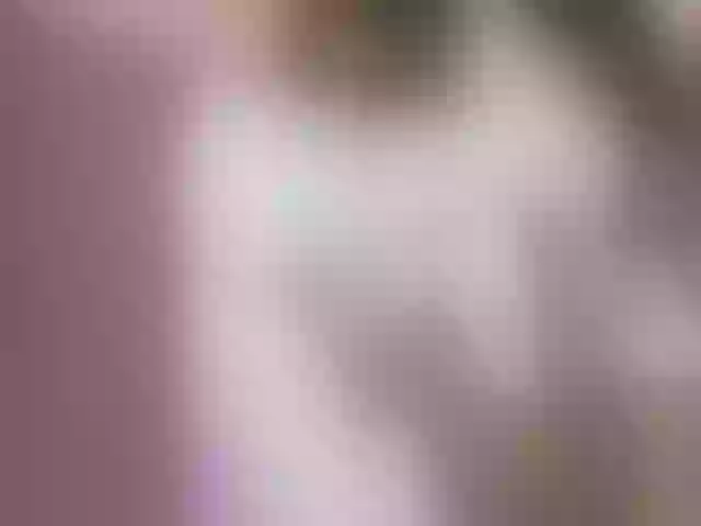 Live sex webcam photo for IrisMonn #292100957
