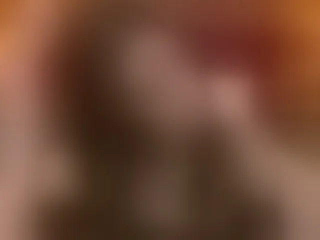 Live sex webcam photo for IrisMonn #293479010