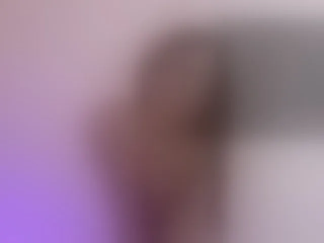 Live sex webcam photo for IrisMonn #293715610