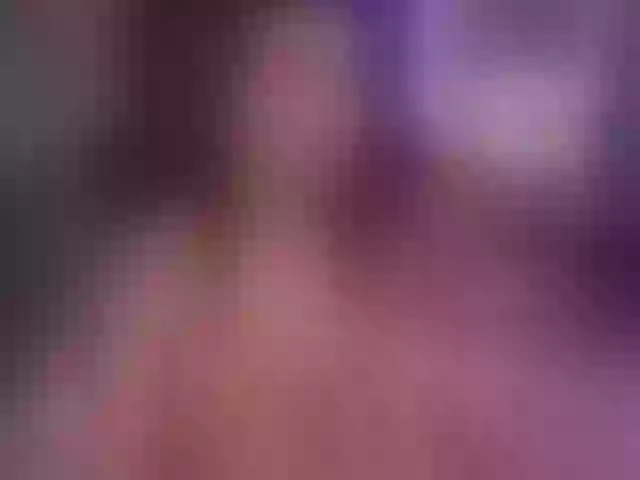 Live sex webcam photo for IrisReynolds #290295600