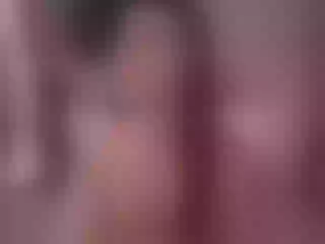 Live sex webcam photo for IrisReynolds #290351958