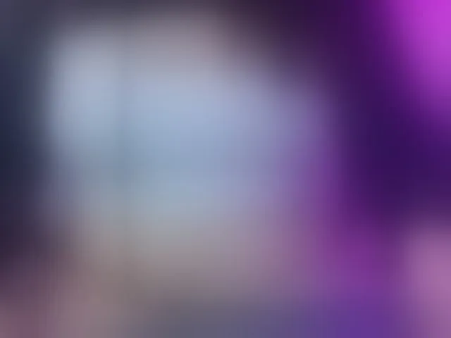 Live sex webcam photo for IrisRoses #293593063