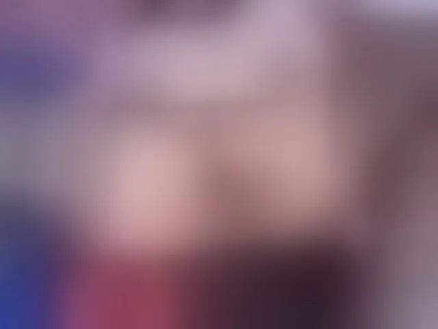 Live sex webcam photo for IrisRoses #293853361
