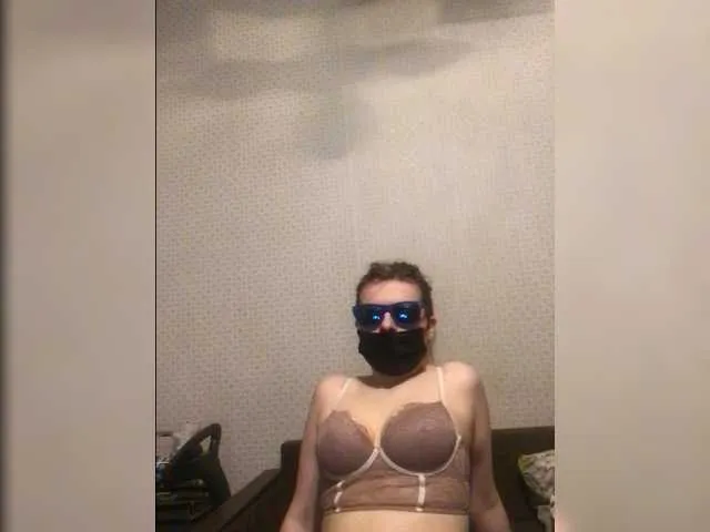 Live sex webcam photo for Irish8m #272246930